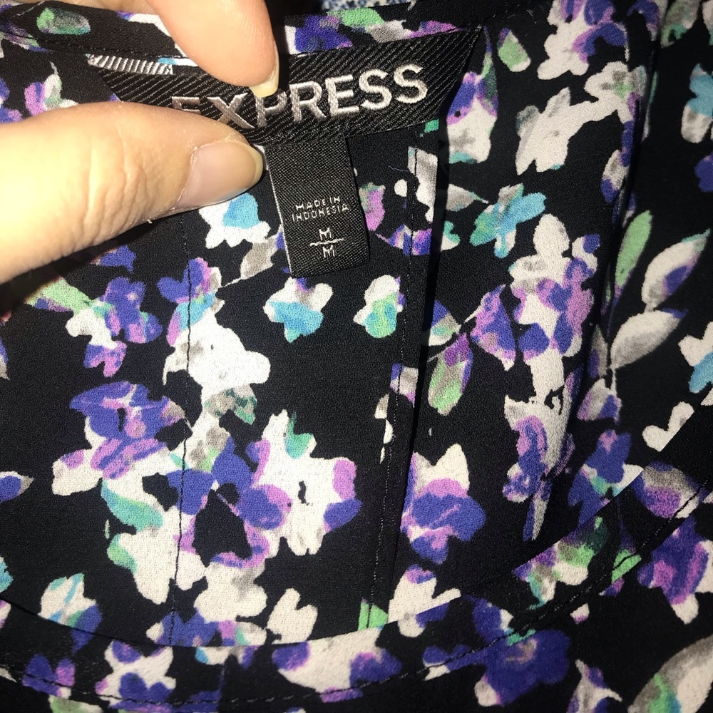 Express Flowy Split Back Tank Top - image 2